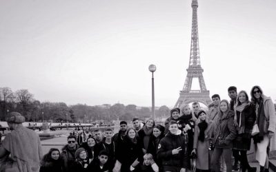 Der Erdkunde LK und der Sozialwissenschaften ZK der Q2 erkunden Paris